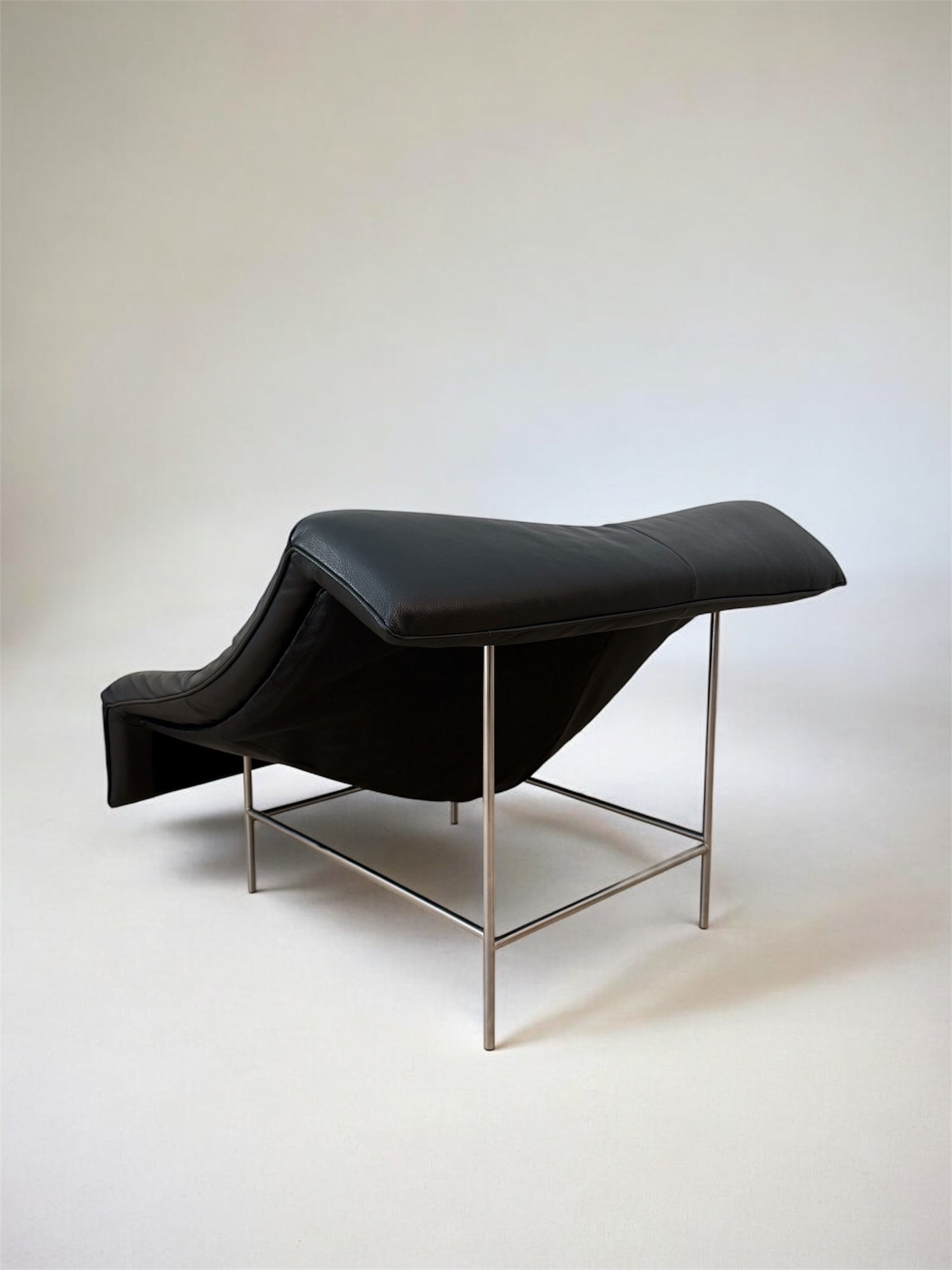 VINTAGE 80s 'BUTTERFLY' CHAIR BY G. VAN DEN BERG FOR MONTIS (BLACK